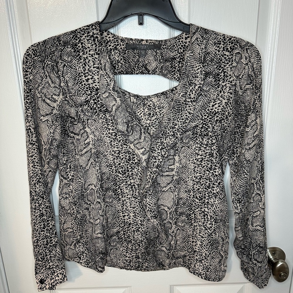GUESS Ultimate Retro 90’s Y2K Party Vibes Snakeskin Silky Blouse w/Back Cutout